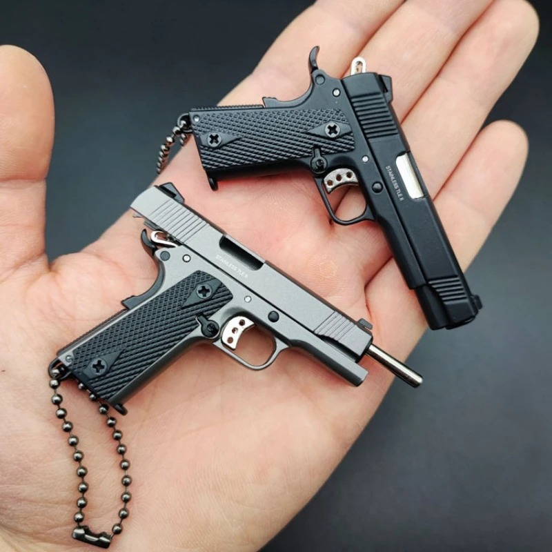 Model Kit Revolver - Mini 1:3 Scale 1911 Metal Model