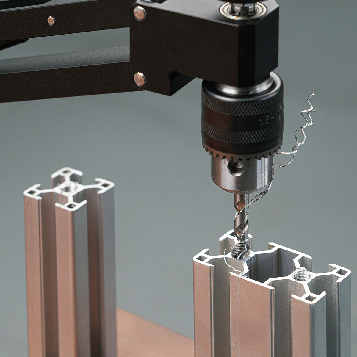 Adjustable Articulating Cantil - Model Kit Vise ulasan dan harga